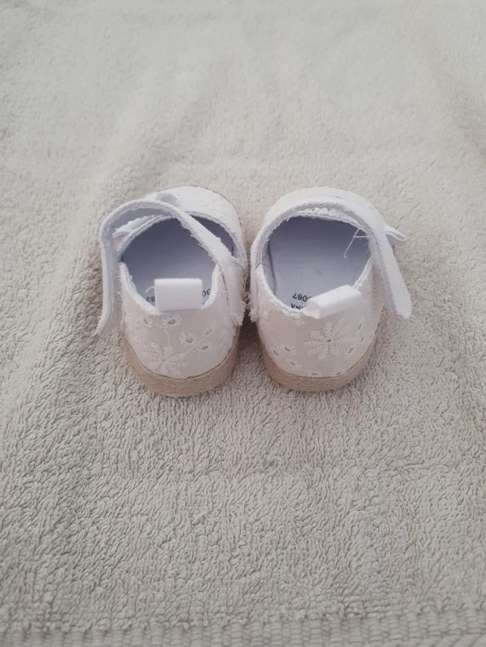 Chaussures mariage baptême Gémo 0-3 mois neuve - photo numéro 3