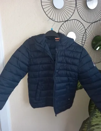Veste 8 ans