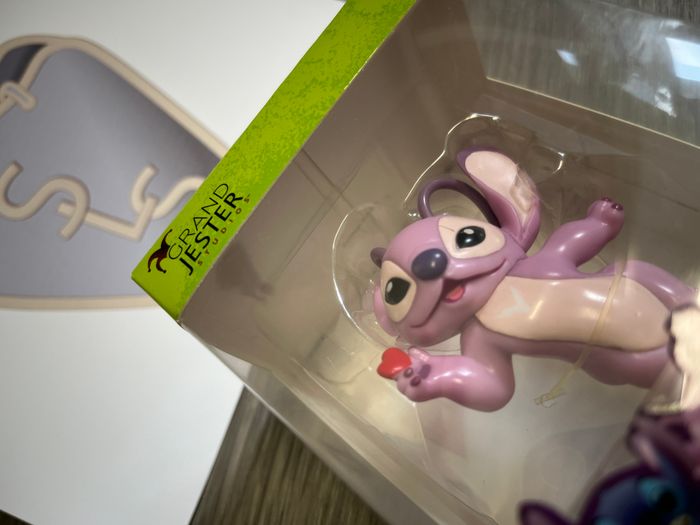 Figurine Disney Lilo & Stitch Angel avec coeur - photo numéro 5