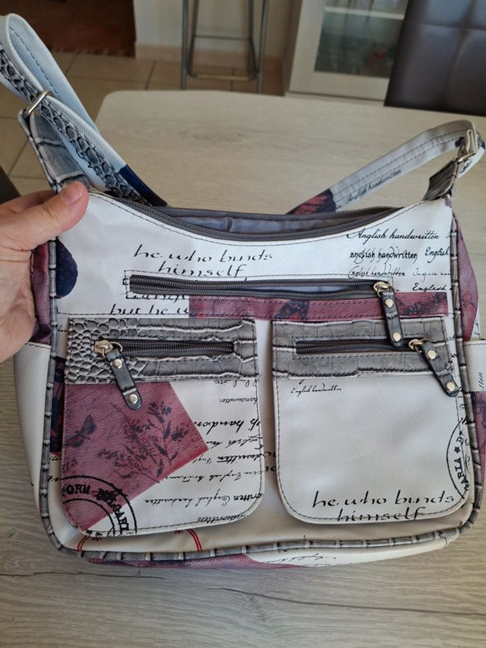 Sac à main en bandoulière - photo numéro 2
