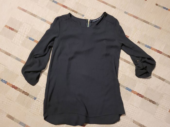 Blouse Noire Élégante | Détails Dorés & Manches Ajustables | ATMOSPHERE (T34) ✨ - photo numéro 2