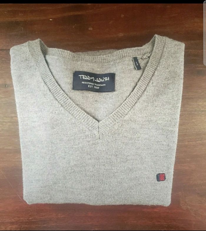 Pull Teddy Smith taille S