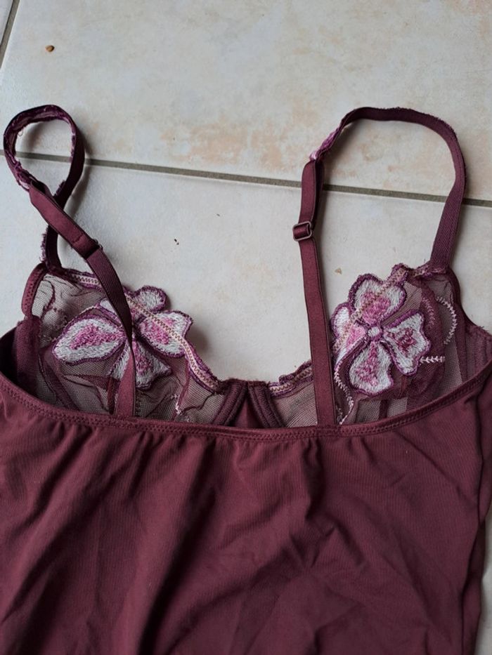 Body brodé taille M - photo numéro 3