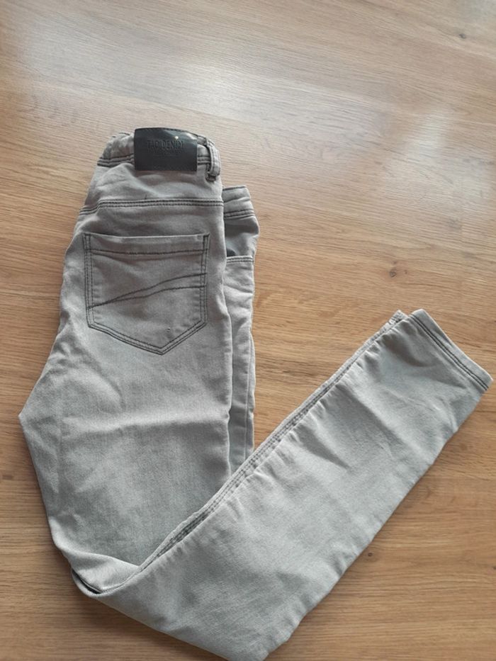 Jean skinny gris fille 10 ans - photo numéro 3