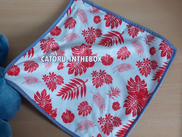 Doudou peluche avec couverture / Comforter Disney Stitch - photo numéro 5