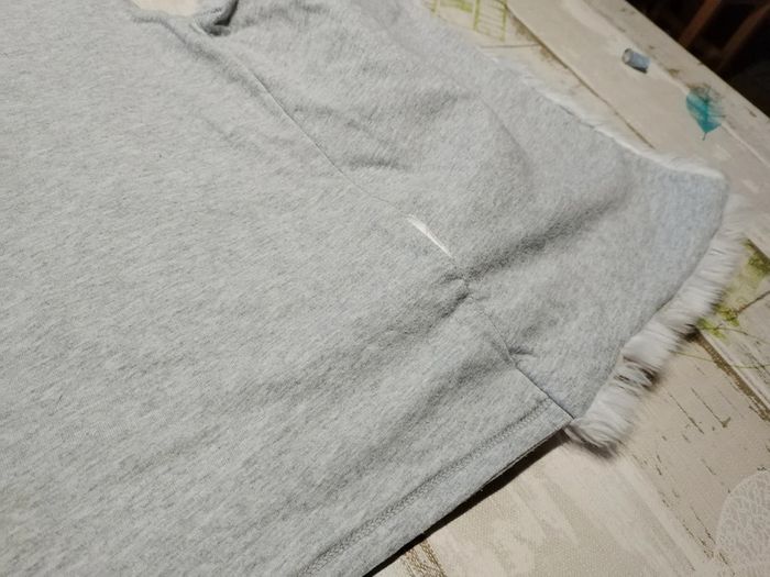 Veste blanche et grise - photo numéro 8