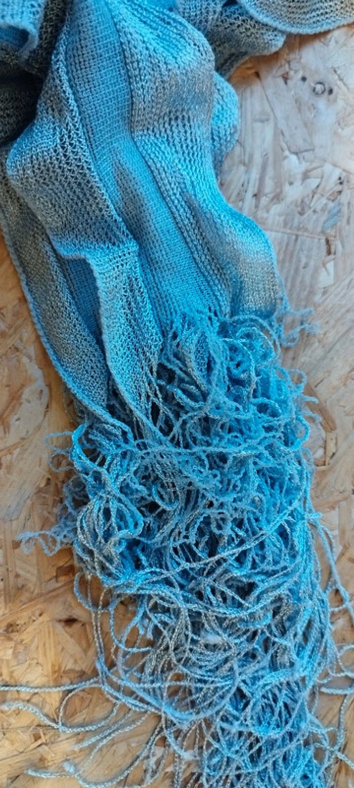 Écharpe foulard argenté - photo numéro 3