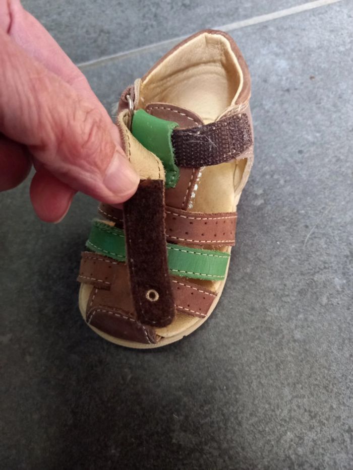 Sandalettes montantes en cuir - photo numéro 6