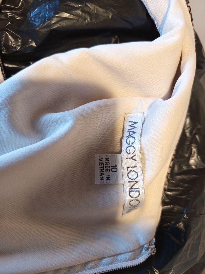 Robe Maggy London - photo numéro 4