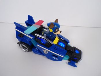 Voiture de course Chase - Paw Patrol - Pat Patrouille (J28)