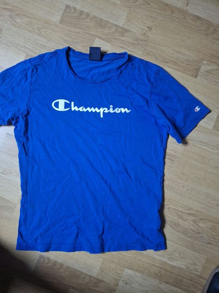 Tee shirt junior champion