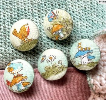 5 Boutons Tissu Oiseaux Papillon Fleur Vert 1.9 cm