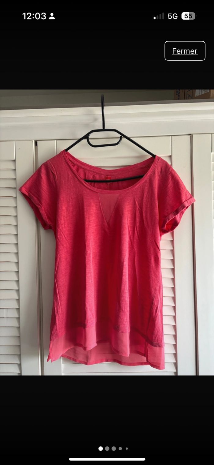 Tee shirt rose