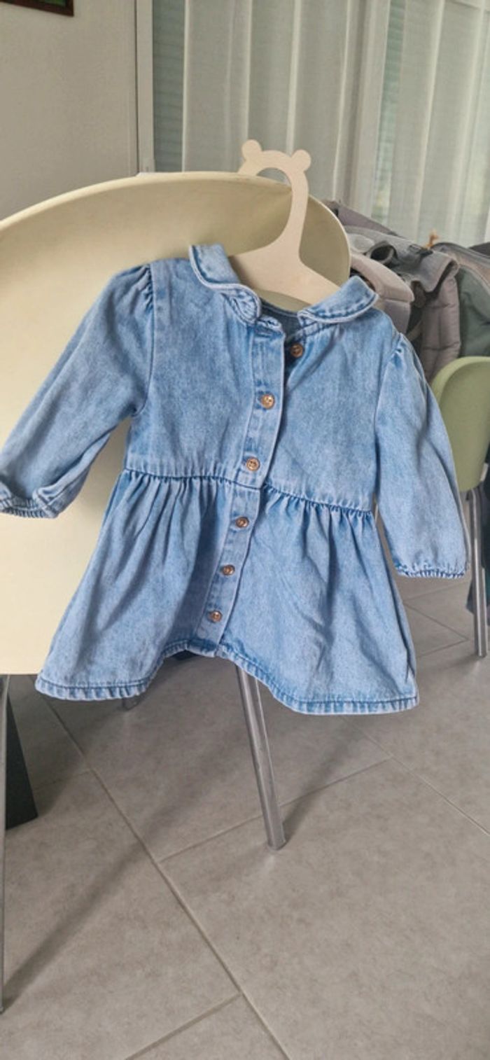 Robe en jean + gilet rose - photo numéro 8