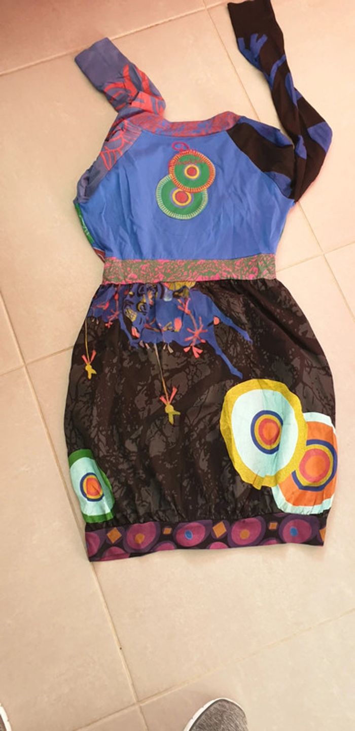 Robe esprit desigual taille M neuve