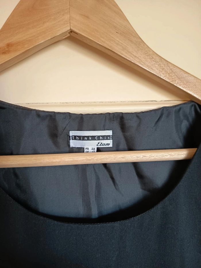Robe sans manche - photo numéro 2