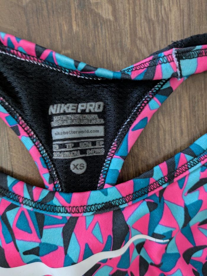 Brassière fille Nike pro 6-8 ans XS - photo numéro 2