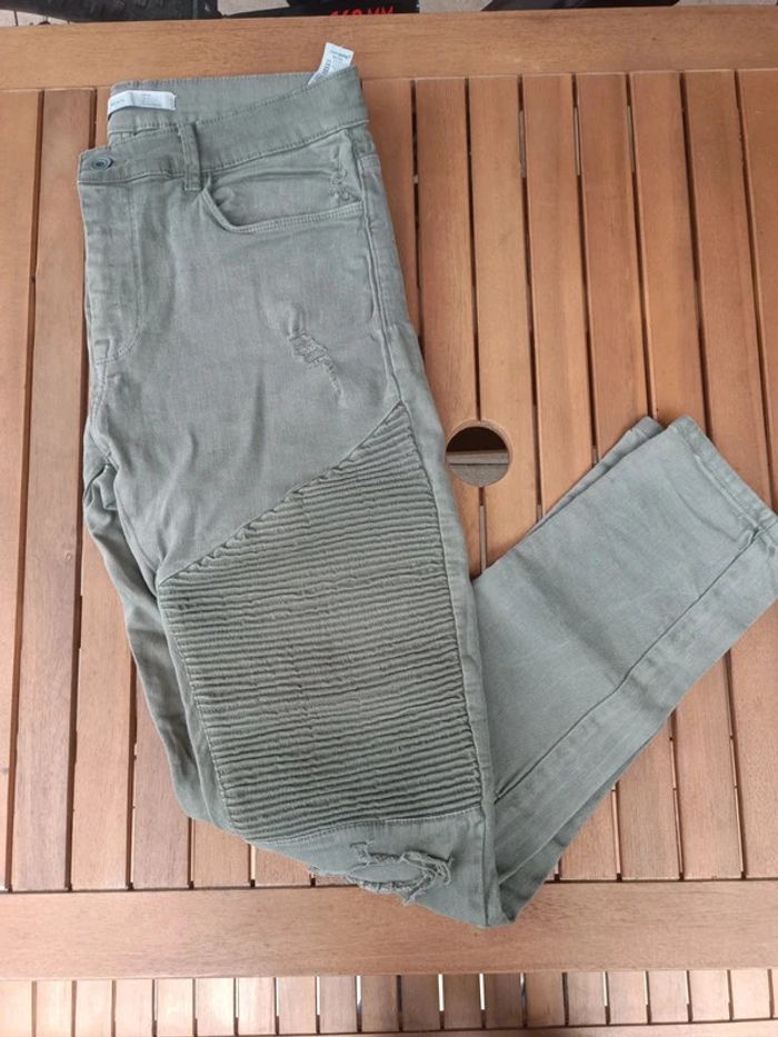 Jeans troué Zara homme taille 40