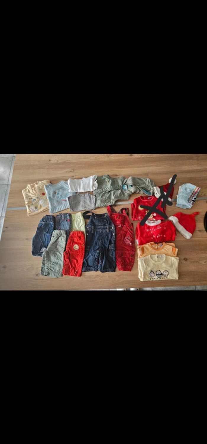 Lot de vêtements 3m bébé garçon ( pull , grenouillère - photo numéro 2