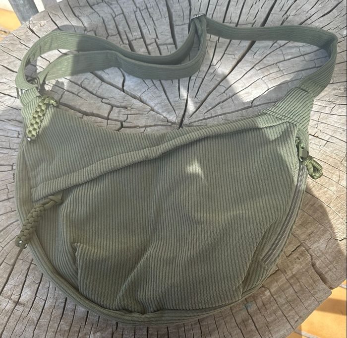Sac à main kaki velours côtelé - photo numéro 3