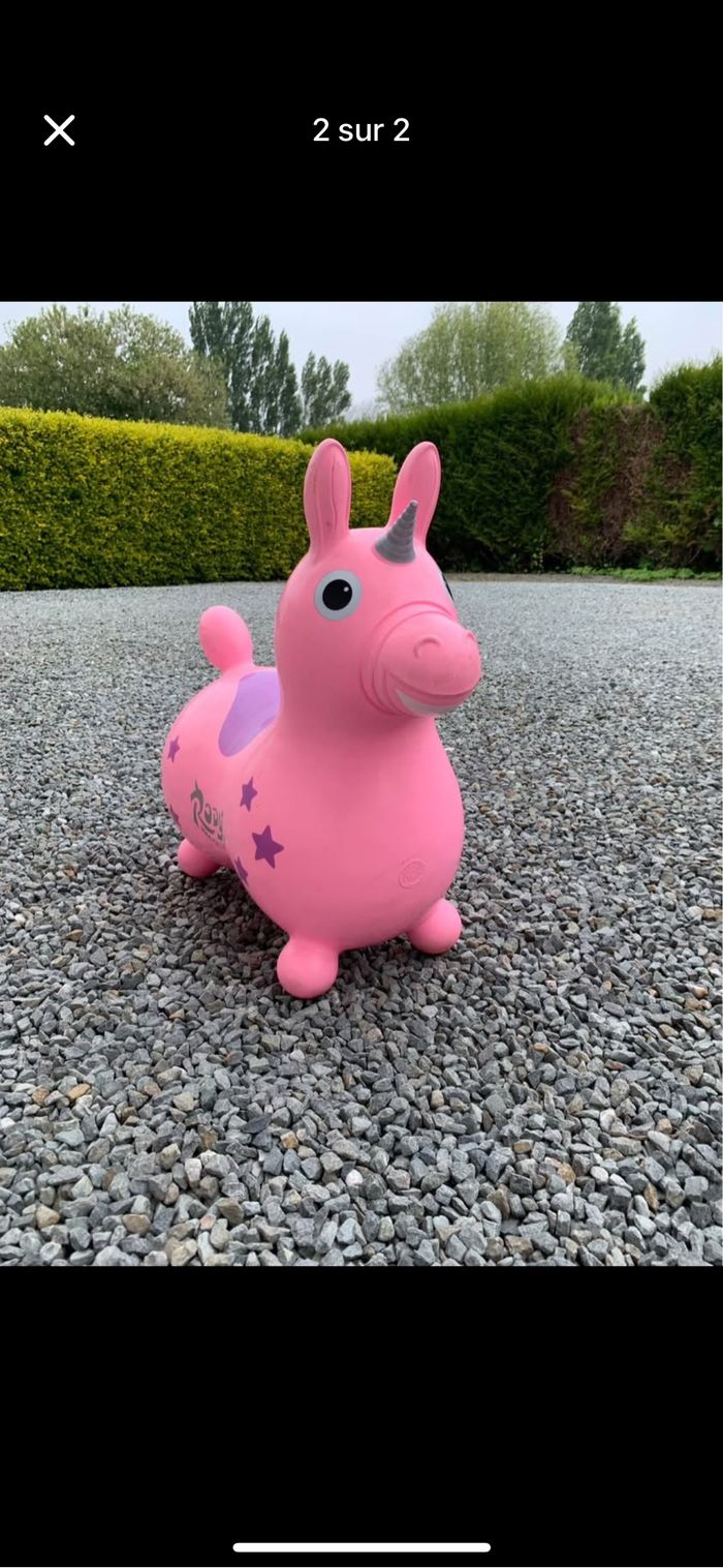 Licorne sauteuse