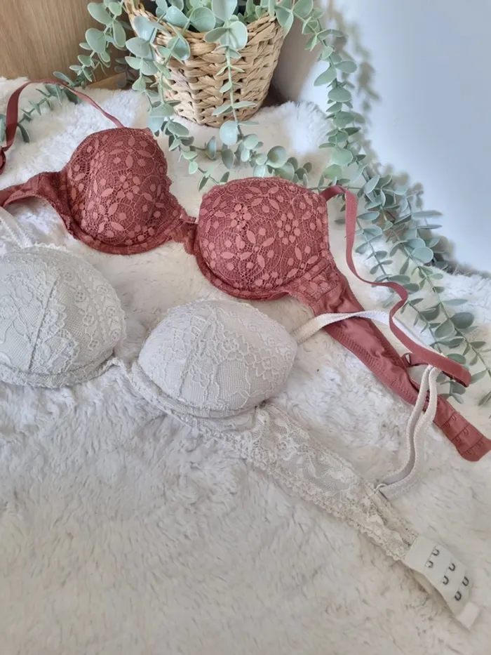 lot de soutien-gorge - photo numéro 2