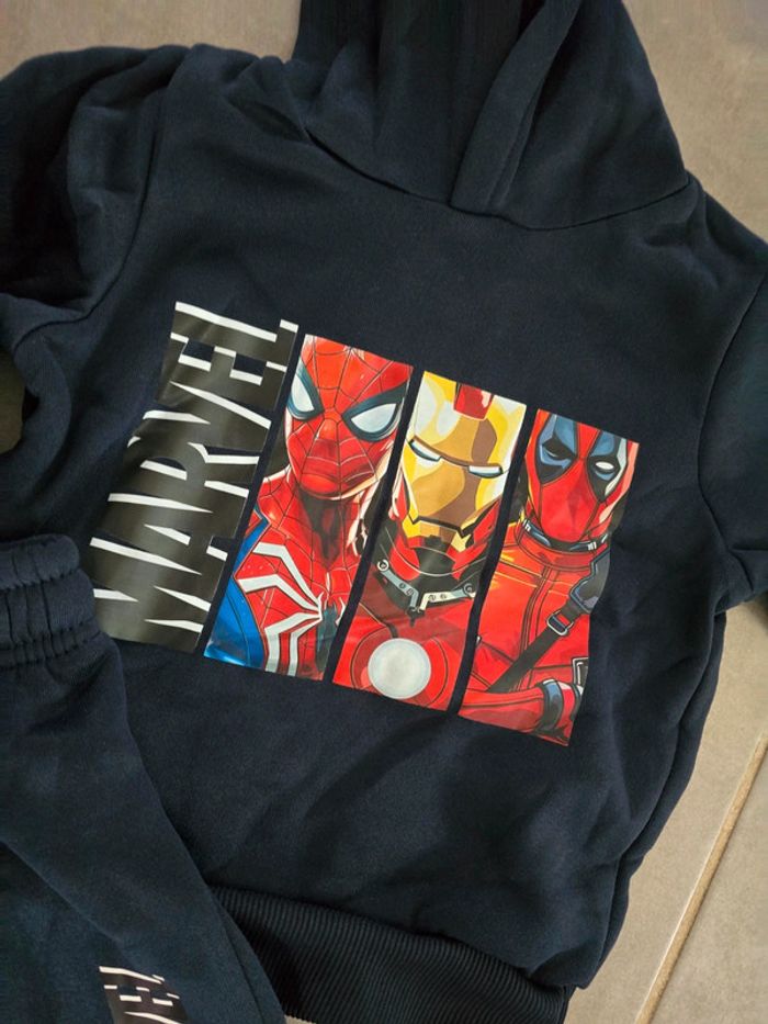 Ensemble jogging marvel - photo numéro 4