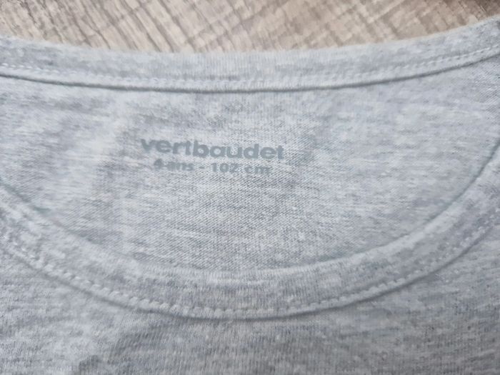 Lot 3 T shirts Vertbaudet et TAO 4 ans en très bon état - photo numéro 10