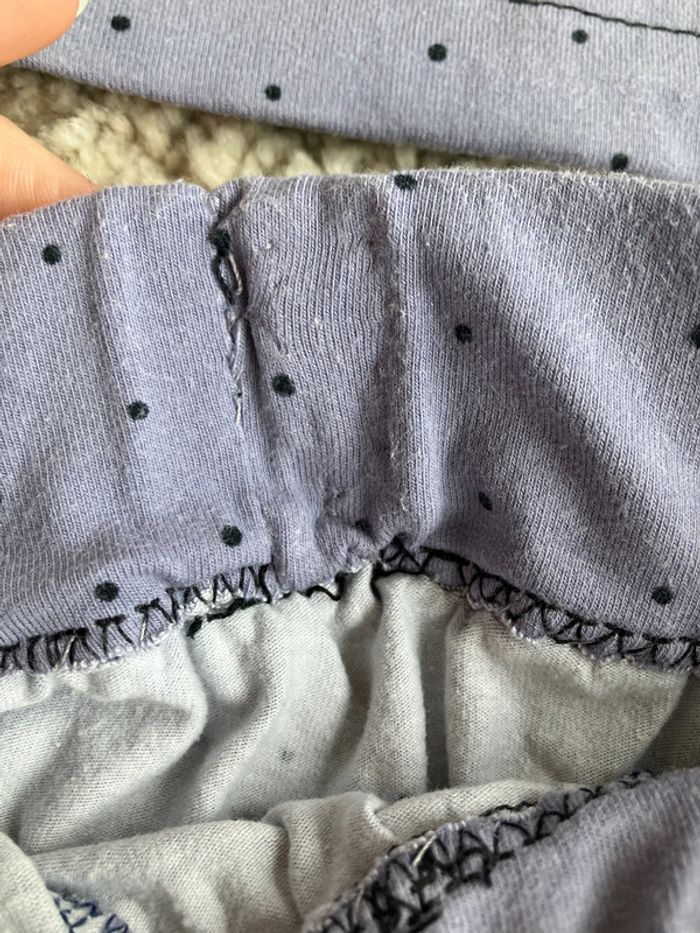 Ensemble assorti violet à pois (tee-shirt et pantalon) fait main - 6 mois - photo numéro 3