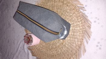 trousse de toilette vichy grise