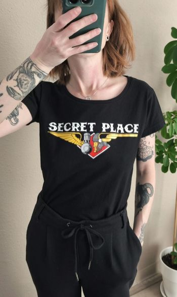Secret Place t-shirt noir rock punk Taf Montpellier taille S