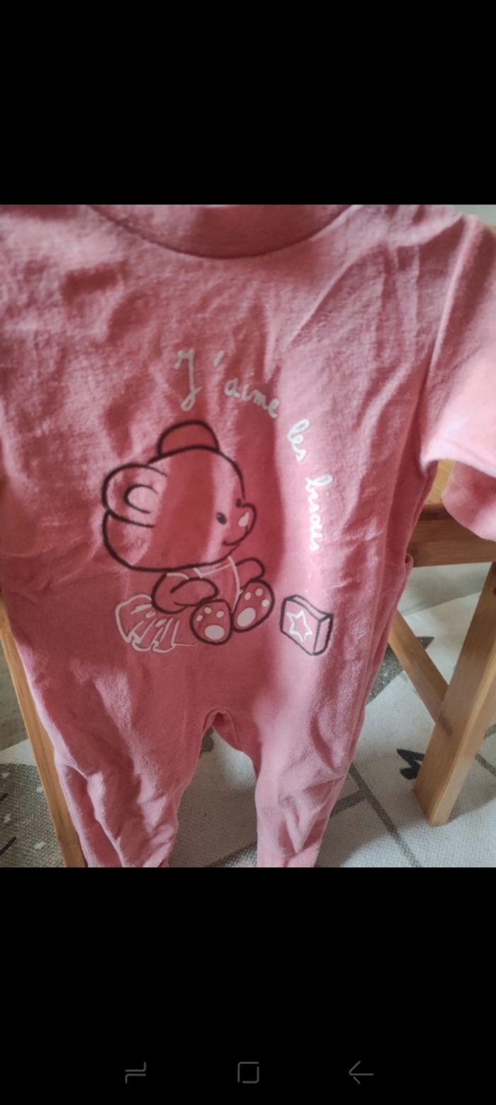 Pyjama - photo numéro 2