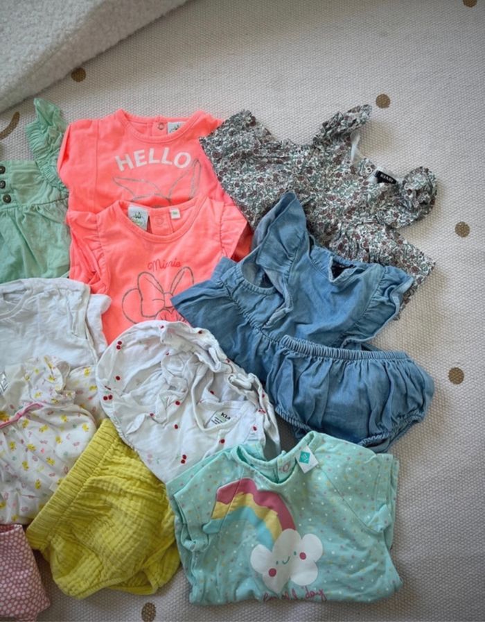 Lot de vêtements bébé fille - photo numéro 3