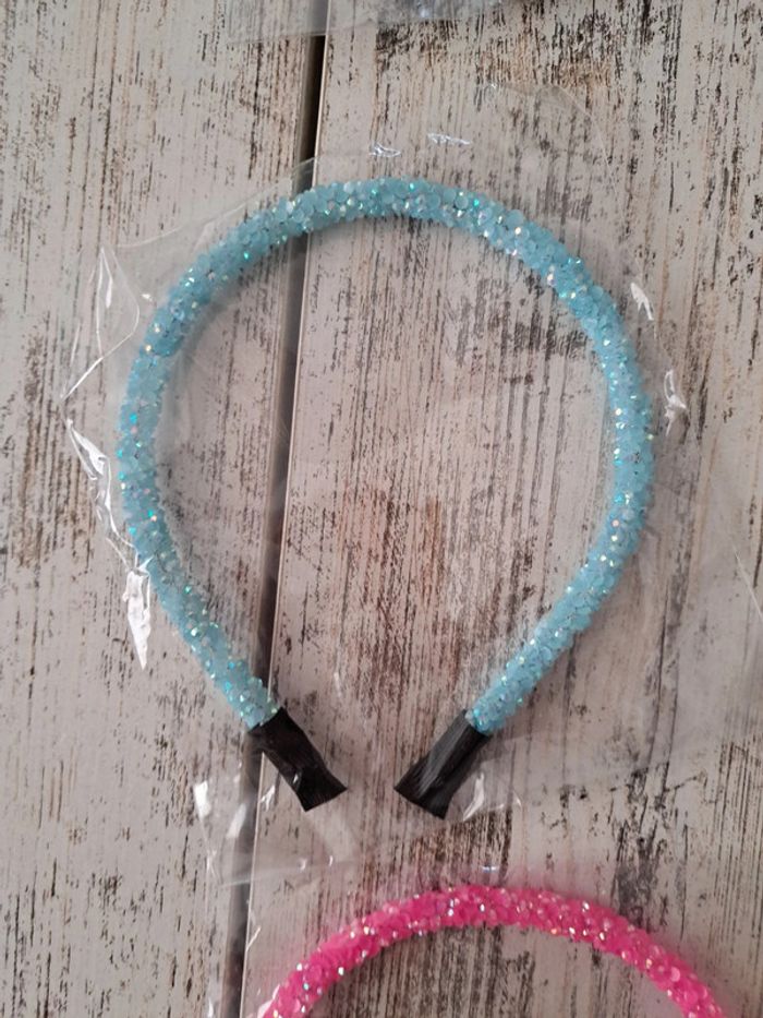 Lot de 6 serre-tête différents à strass et paillettes - photo numéro 5