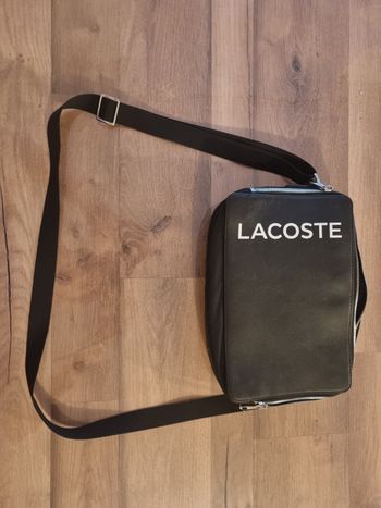 Sacoche Lacoste
