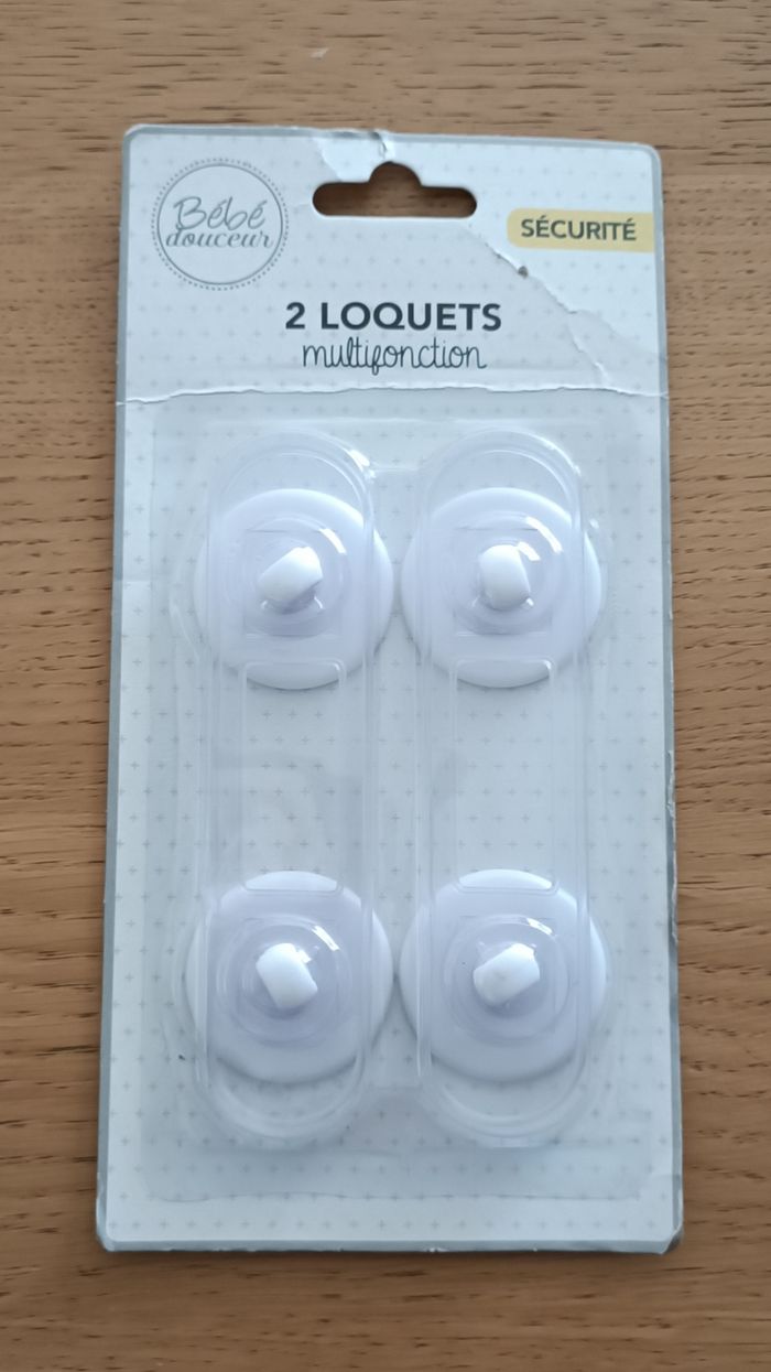 LOT : ensemble de sécurité pour bébé 3 loquets bloque-porte et 4 protèges coins - photo numéro 5