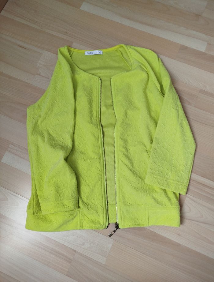 Veste sport - photo numéro 3