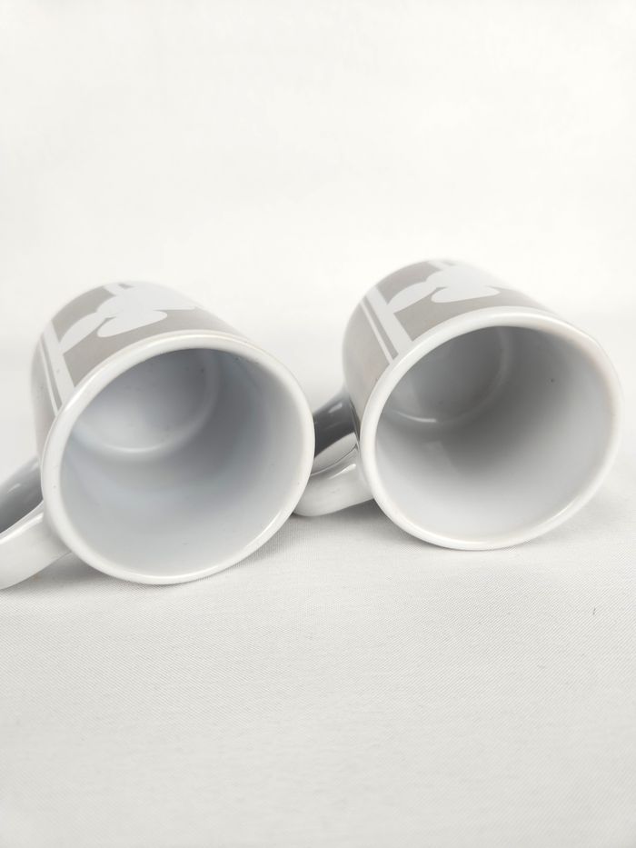 Duo de mugs / tasses Disney Mickey Mouse silhouette Gris et blanc - photo numéro 3
