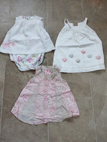 Lot robes 18 mois fille roses et blanches