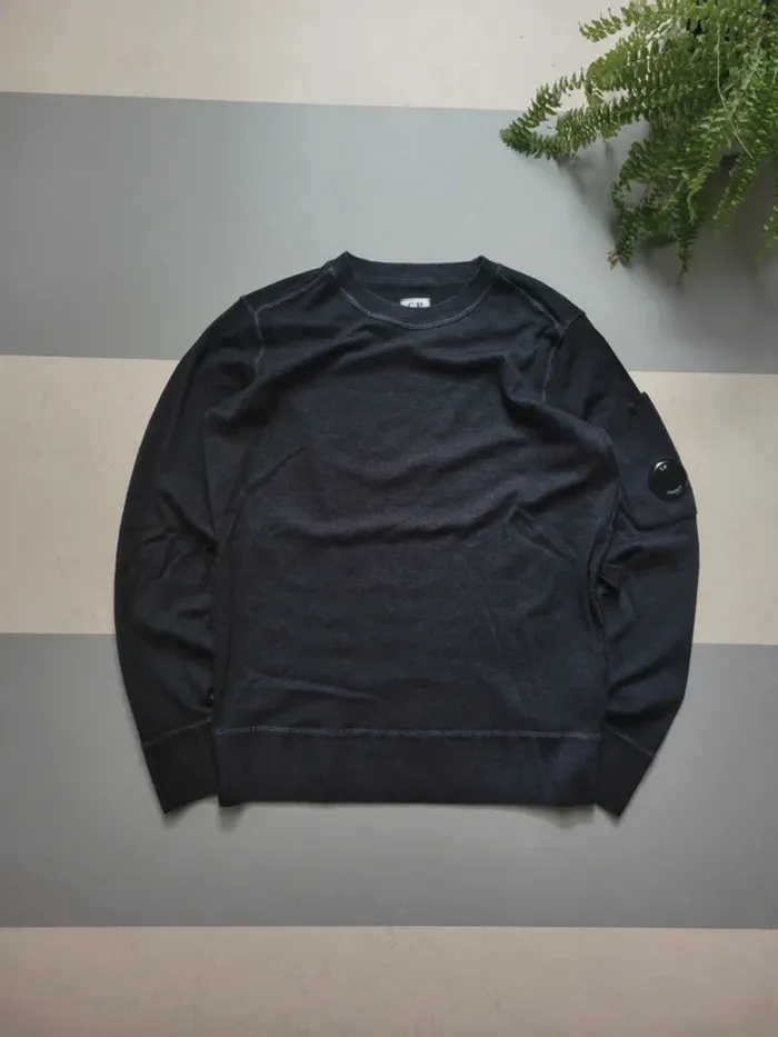 Sweat, pull cp company bleu marine taille S/M - photo numéro 2