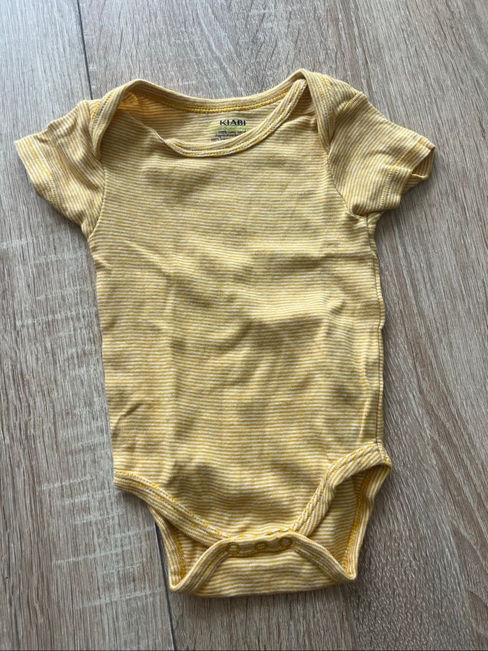 Lot 3 body taille 3 mois - photo numéro 2