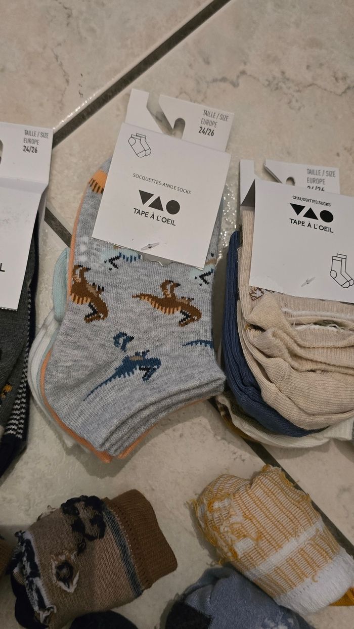 😍🤩💙 lot socquettes et chaussettes 23/26 et 24/26 garçon 💙🤩 - photo numéro 3