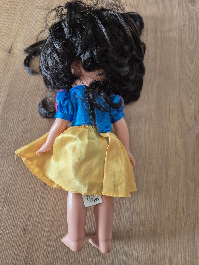 Poupee blanche neige - photo numéro 2