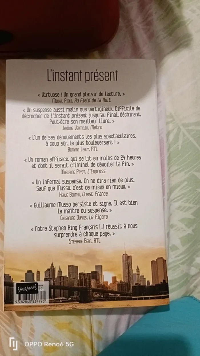 Livre l'instant présent - photo numéro 2