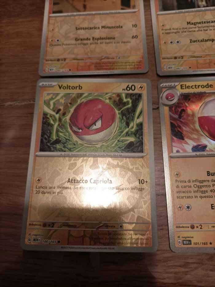 Lot de 4 cartes Pokemon 151 Magneti Magneton Voltorbe Electrode Holo - photo numéro 4