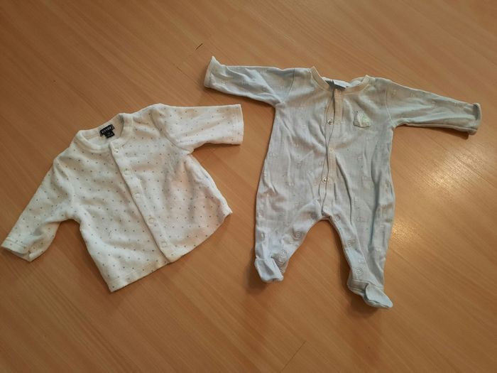 Lot vêtements naissance - photo numéro 2