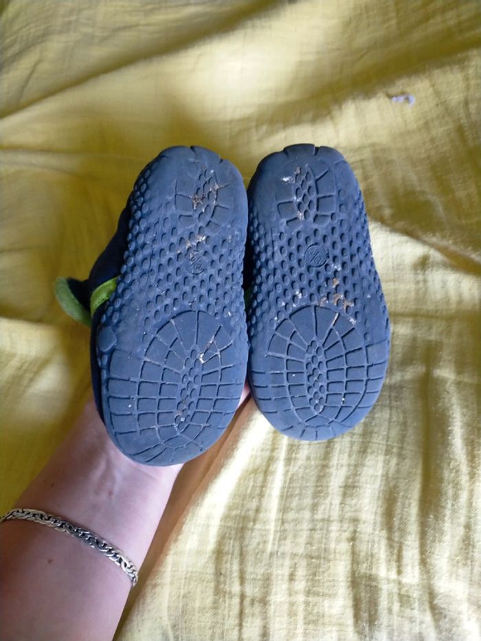 Chaussons dragon taille 20/21 - photo numéro 2