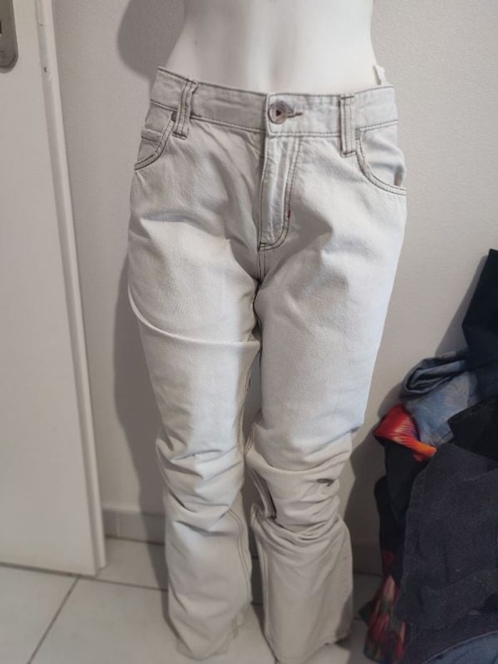 #kytie40homme. Jeans taille 40