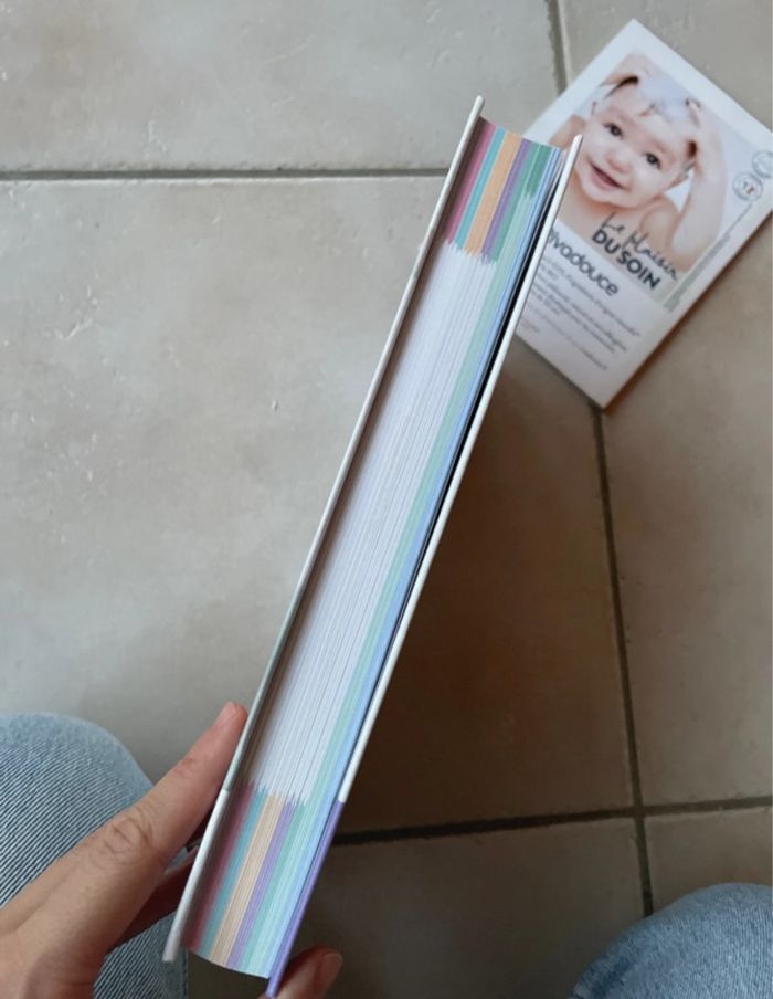 Livre J’élève mon enfant - photo numéro 3