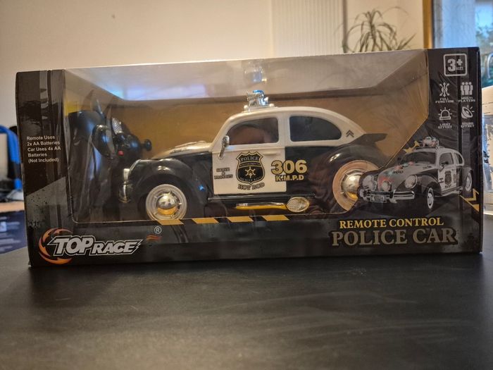 Voiture télécommandé - photo numéro 2